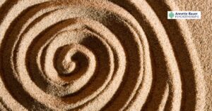 Spirale, Sand, Entstehen und Vergehen Annette Bauer Heilpraktikerin fuer Psychotherapie.jpg