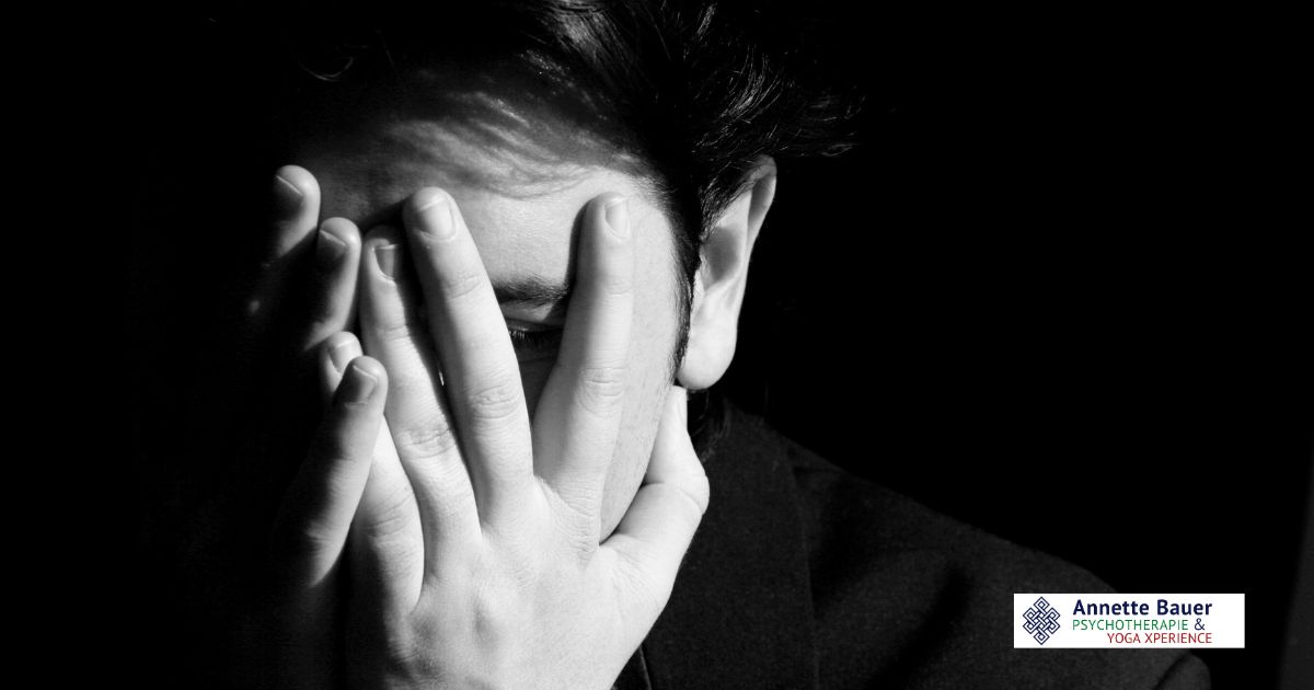 Frau, Hände, Scham und Schuld Unterscheiden Annette Bauer HP Psychotherapie